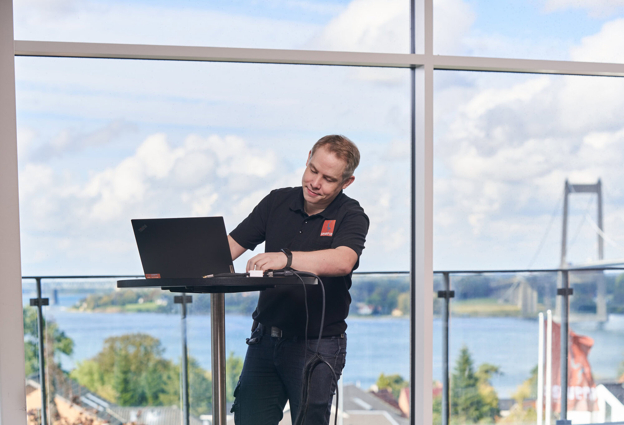 Morten står for teknikken på Severin Kursuscenter og Hotel i Middelfart på Fyn