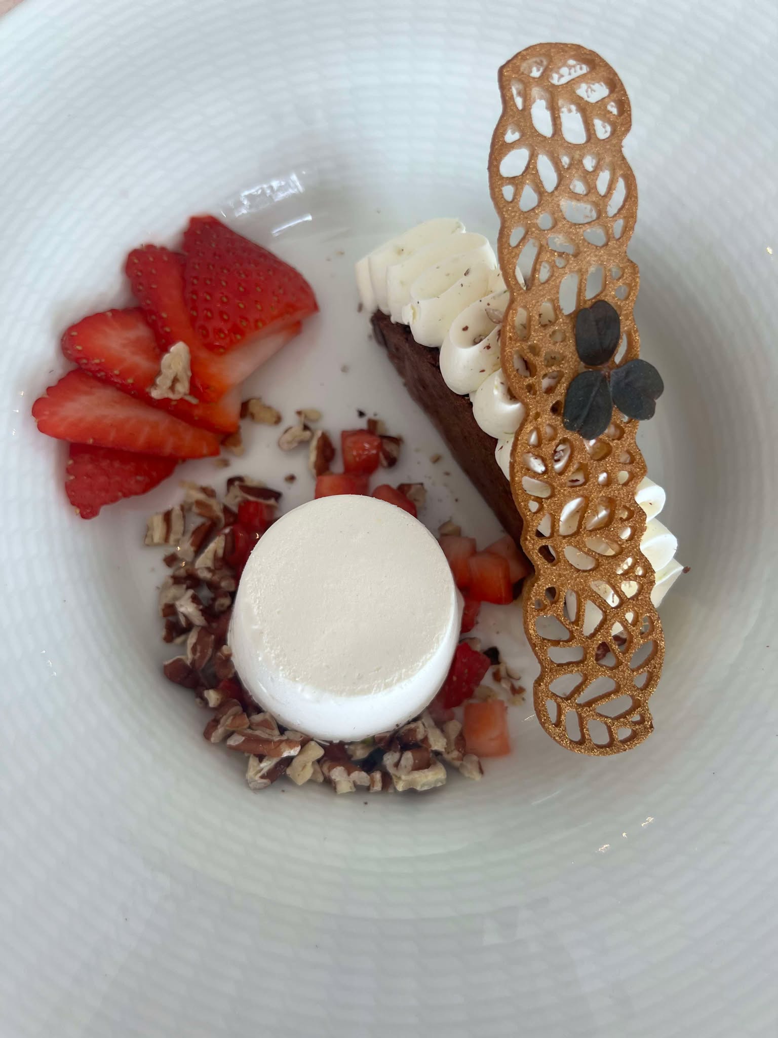 Tallerkenanretning fra Severins elevrestaurant - Severin Kursuscenter og Hotel i Middelfart på Fyn