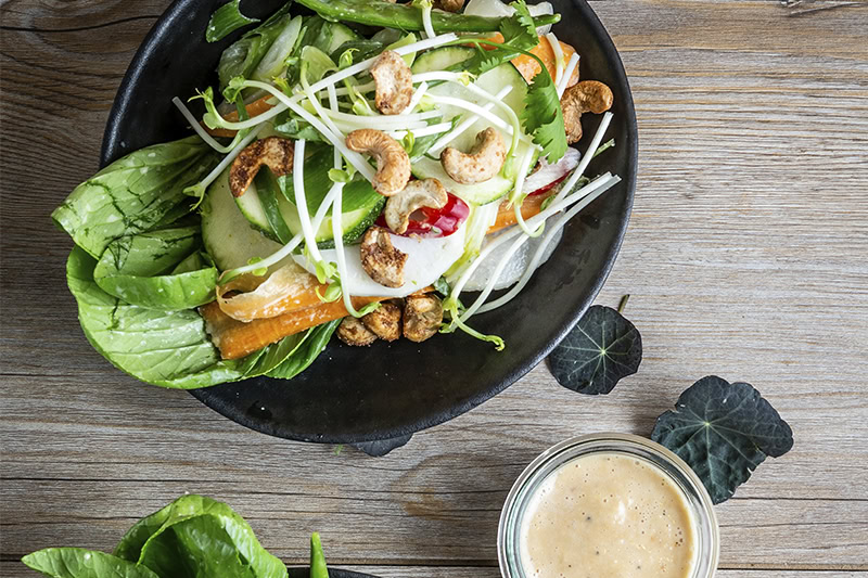 Spicy Asiatisk Salat - Severins opskrifter på kager, salater og retter